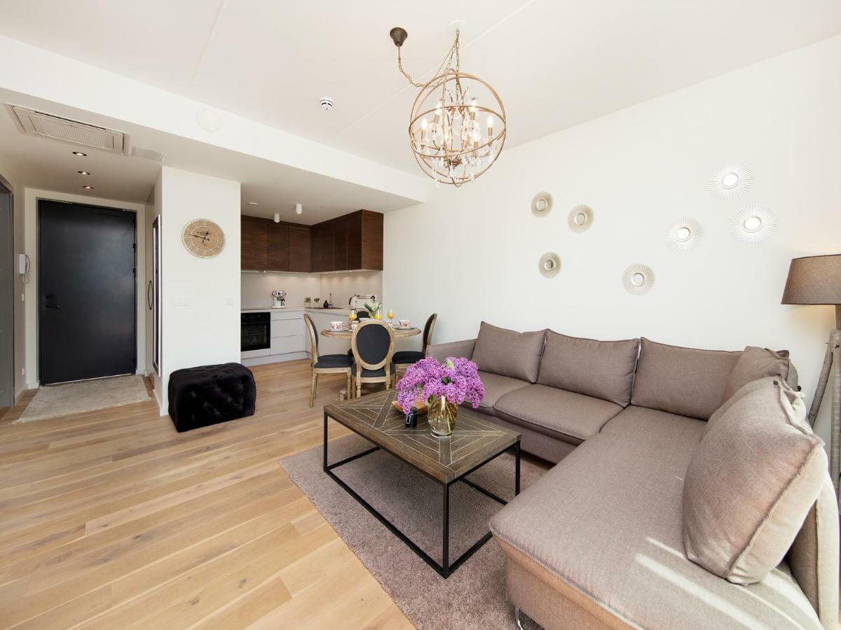 One Apartments パルヌ エクステリア 写真