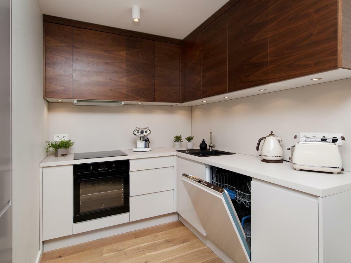 One Apartments パルヌ エクステリア 写真